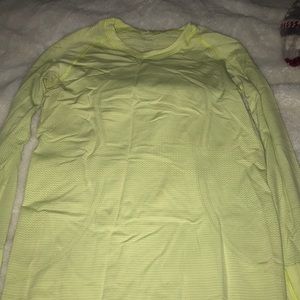 Lululemon long sleeve workout top